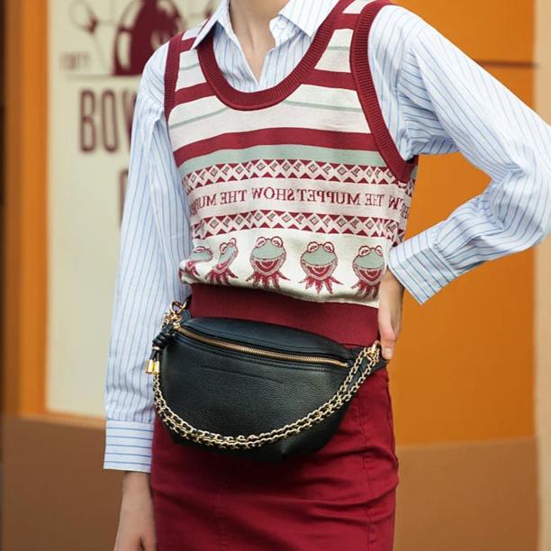 Banane Femme en Cuir avec Chaîne Dorée