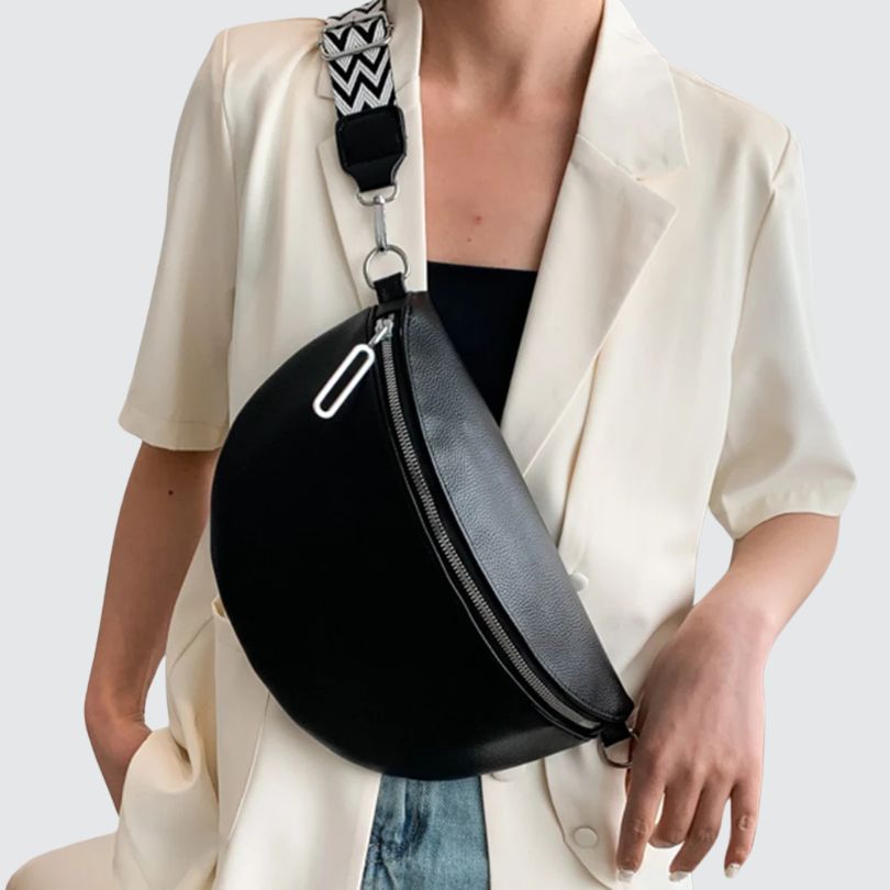 Banane grande taille femme en cuir noire