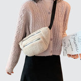 Banane moumoute tendance blanche