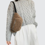 Banane moumoute tendance marron