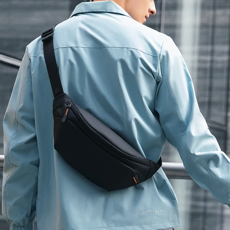 Sac banane imperméable au design minimaliste pour homme