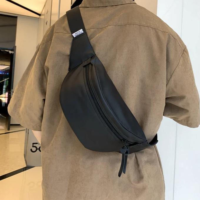 Sac banane noir classique