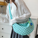 Sac bandoulière en forme de banane