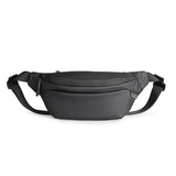 Sac banane imperméable au design minimaliste noir