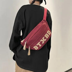 Sac banane xl rouge avec écriture beige